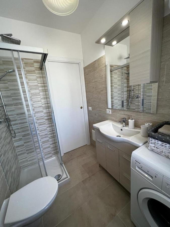 Private Apartment With Garden Cannigione Exterior foto